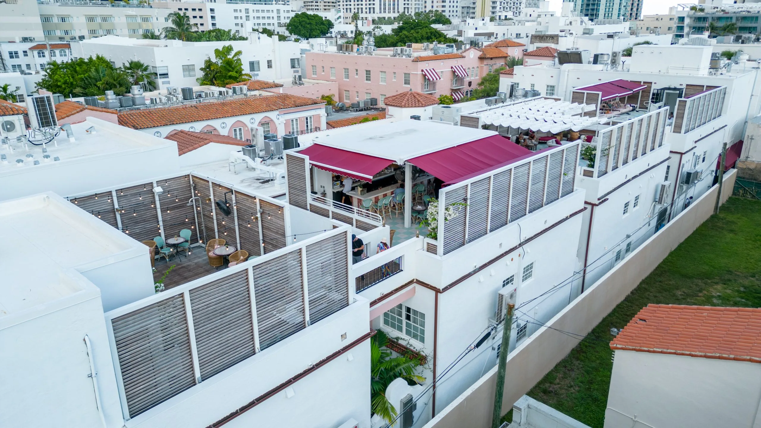 Decorative louvers and rooftop pergola - Esme Hotel, Miami Beach FL